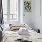 Flat 1Br Bastille Apartment
